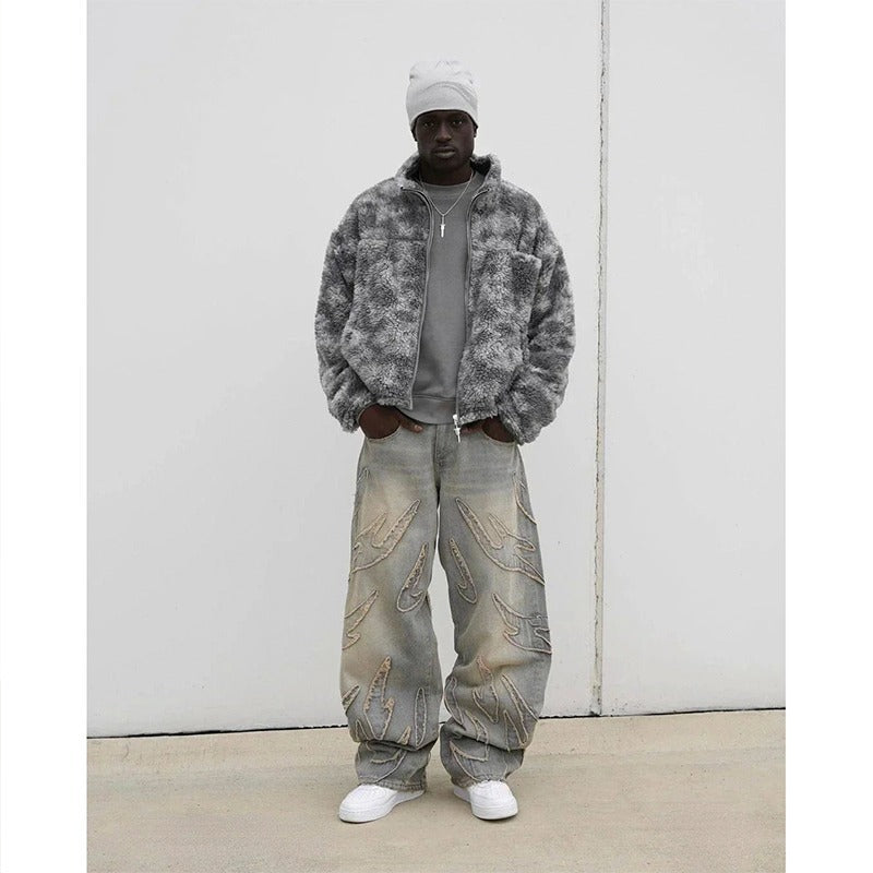 フレイムデザインワイドデニムパンツ 着用イメージ メンズ グレーアウターコーデ