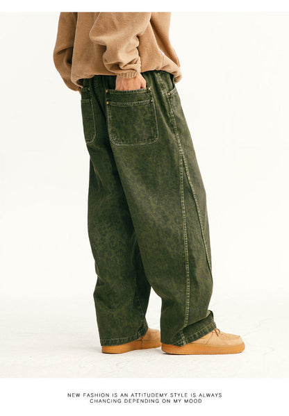 レオパード柄ワイドデニムパンツ カーキ 後ろ姿 コーディネート例