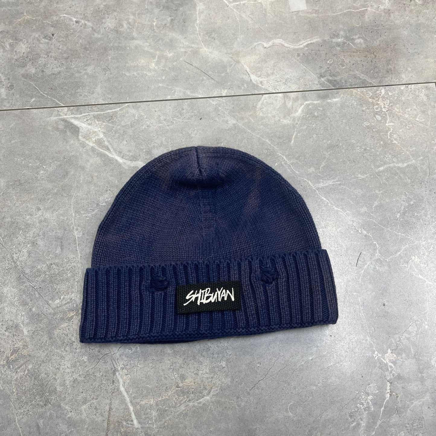 Damage Knit Hat Cross/Letter